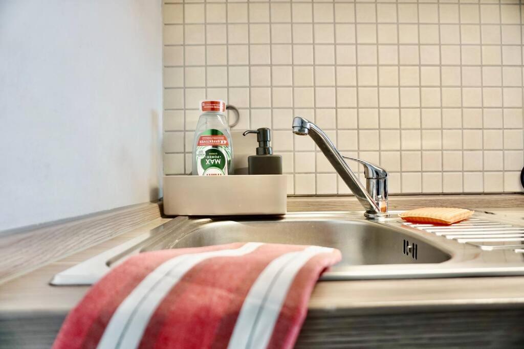 Stylisches Studio Mit Privatem Stellplatz Wenige Minuten Von Der Innenstadt & Mosel Koblenz  Eksteriør billede